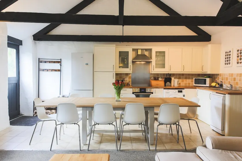 Dog-friendly converted Mill w/ hot tub - Image 1