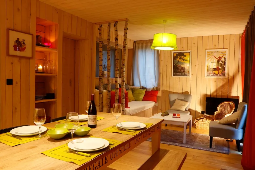 Wooden lodge with sauna, all comfort, Gap - Image 1