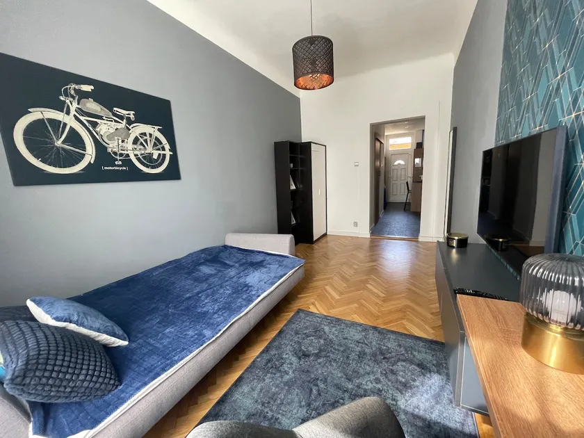 Condominium apartment in Budapest close to almost everything - Image 1
