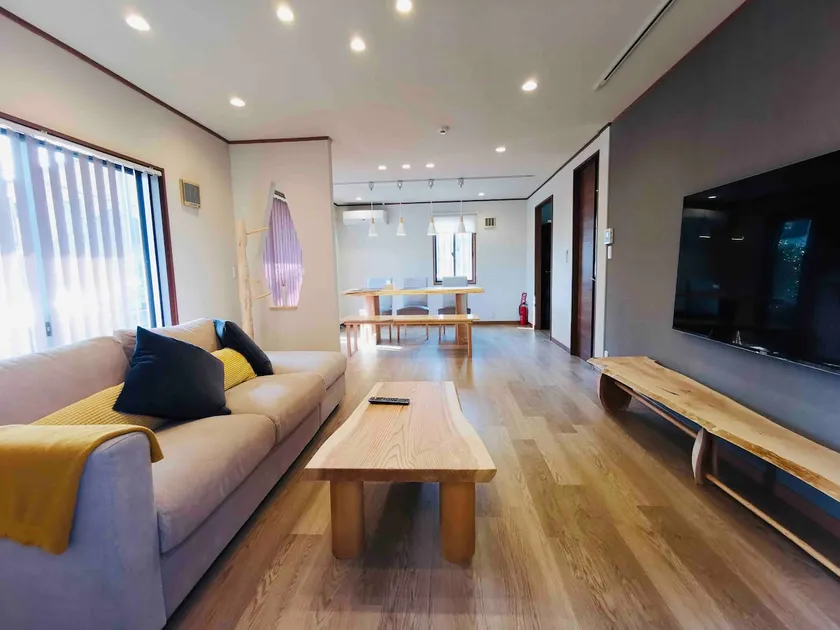 ~ Taiko de House ~ Free parking, 8 minutes walk from Nagoya Station, 3 minutes walk from Aonami Line, direct access to Lego, convenient for daily life - Image 1