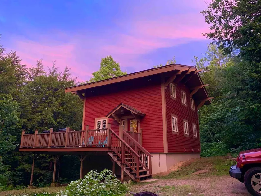 Family + Friends Chalet | Minutes to Ski Mtns - Image 1