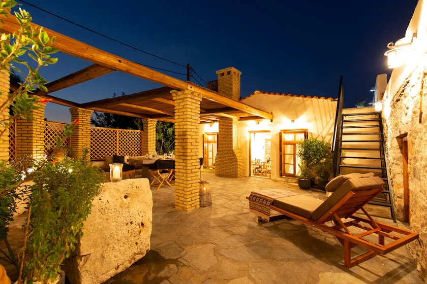 Villa of the old olive oil factory - Image 1
