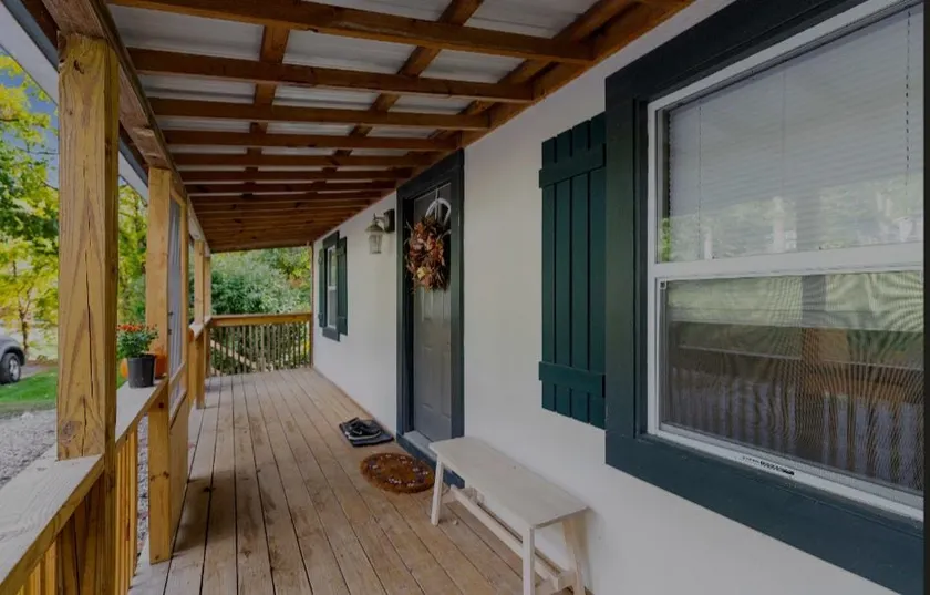 Cute, quiet 3 bedroom ~10 minutes to VT campus! - Image 1