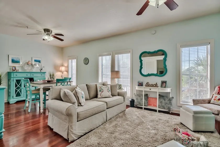 One Bedroom, 620 Sq Ft, Seacrest Beach, Free Bikes - Image 1