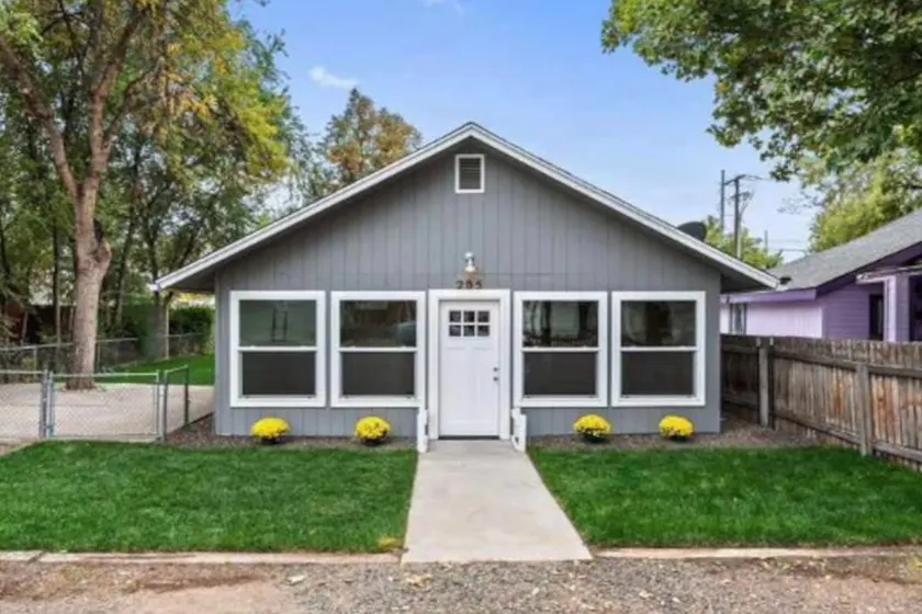 King Cottage in Downtown Meridian - Image 1