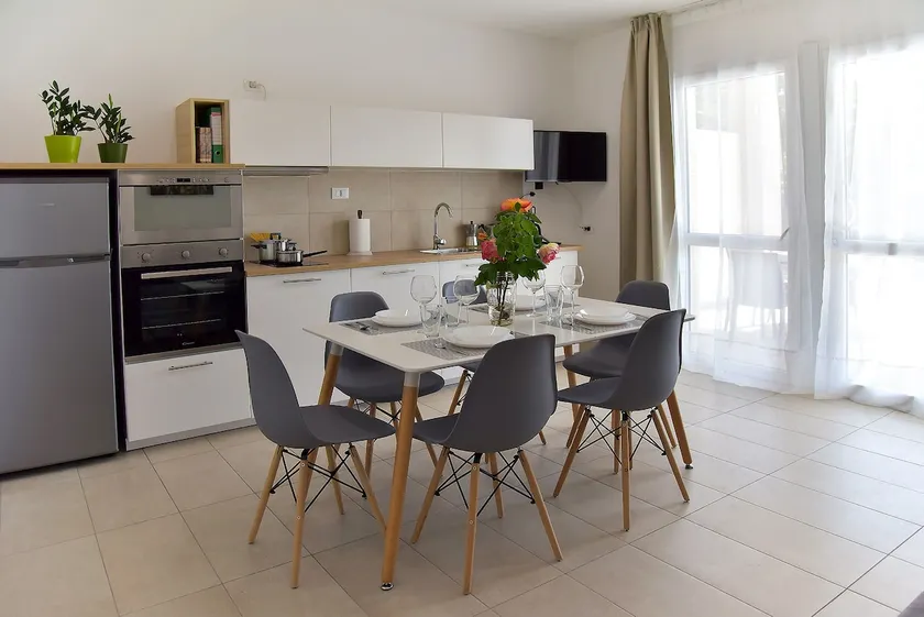 Garda Bloom Holiday Apartments - Image 1