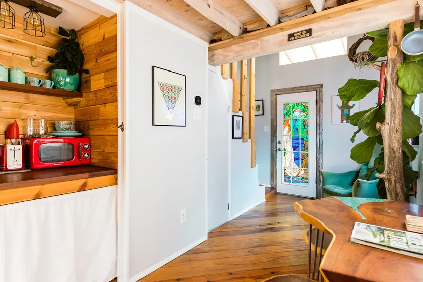 Artist's Loft Near Deep Ellum & Fair Park - Image 1