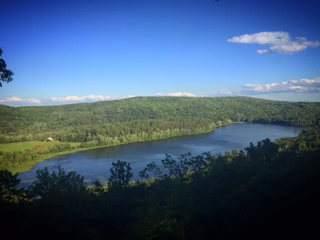 Peaceful Getaway at The Ledges - Image 1