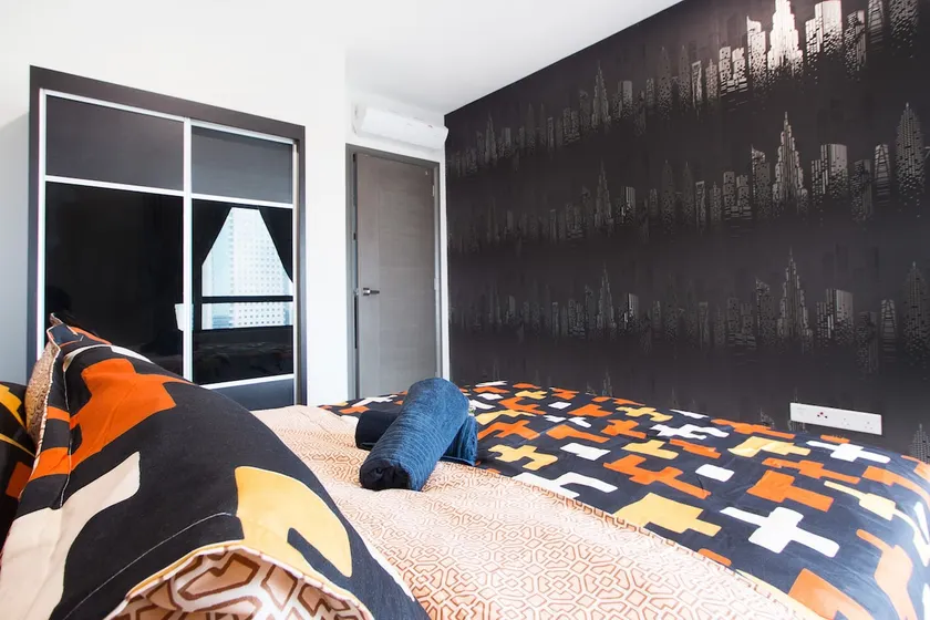 Modern, High Floor Suasana Suites 05 in JB - Image 1