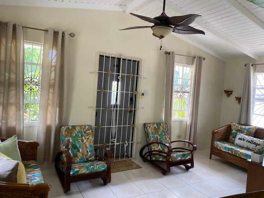 Stones Throw From The Beach (less than 2 min walk) - Image 1