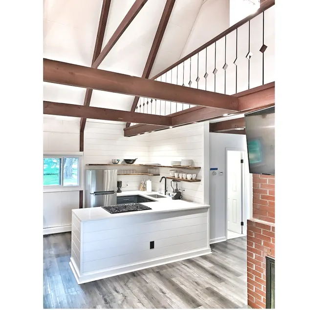 New Stowe remodel, perfect location-many amenities - Image 1