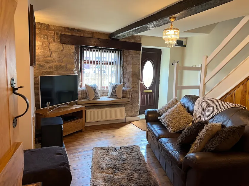 Cosy countryside cottage - Image 1