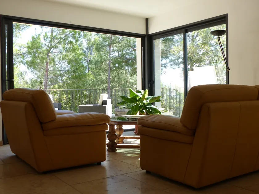 VILLA CONTEMPORAINE EN CAMPAGNE PROVENCALE  ,  AIX EN PROVENCE, AUBAGNE,MARSEILL - Image 1