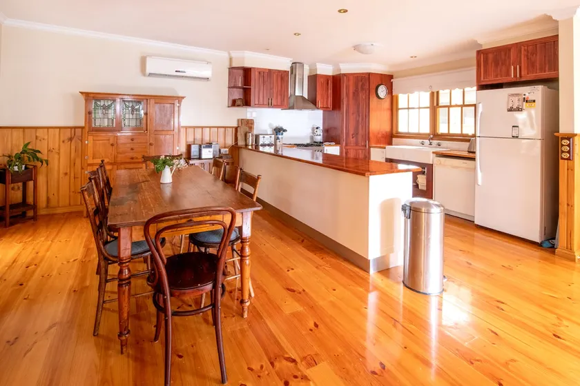 Irishtown Cottage - fabulous central location - Image 1