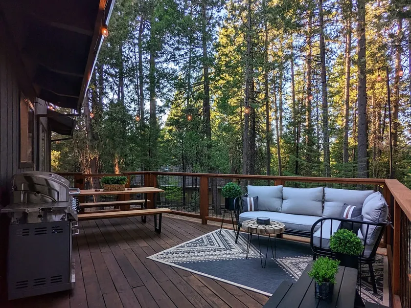 Bay to Chalet - Enjoy our private lake! - Image 1