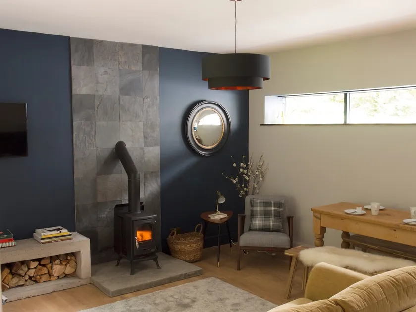 Cottage retreat in wooded secluded private grounds - Image 1