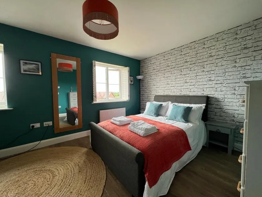 The Cosy Corner - Peaceful house. With EV charger. - Image 1