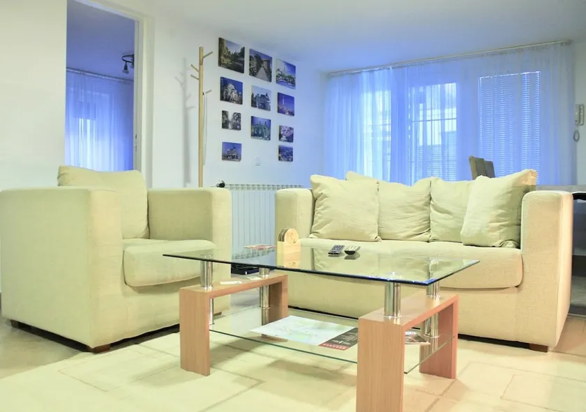 Apartman Queen - Image 1