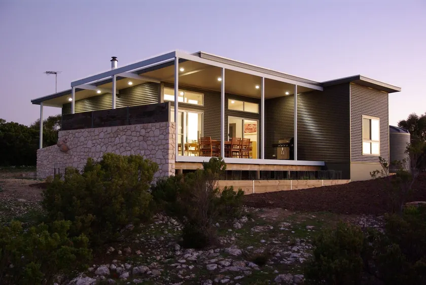 Saltwater Holiday House - Image 1