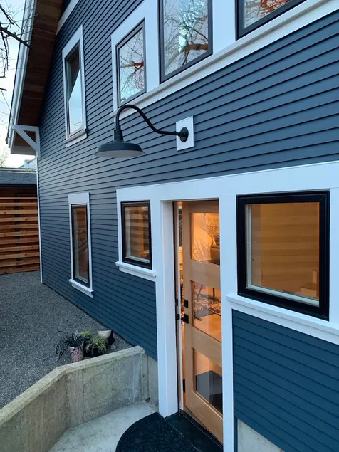 The Heart of Alberta Arts - Private Home - Image 1