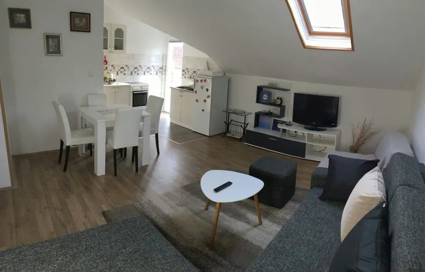 Apartment Iva - Image 1