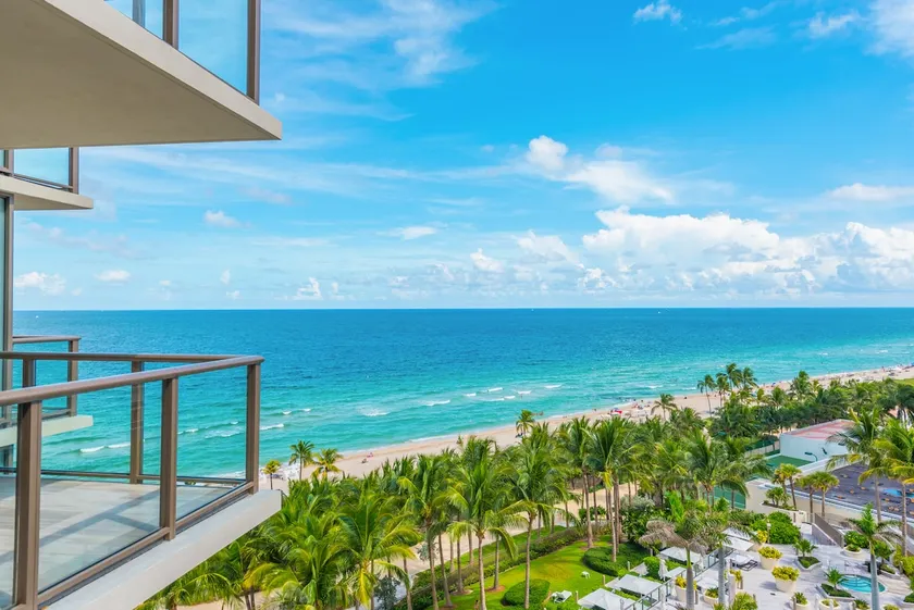Finest Bal Harbour Resort by Guaranteed Rental - Image 1