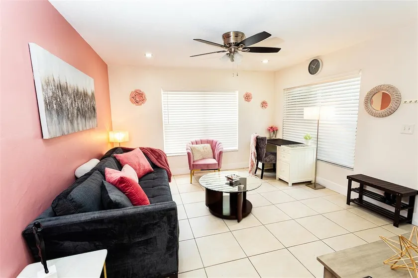Boutique 1 bdrm close to Hard Rock and FLL Airport - Image 1