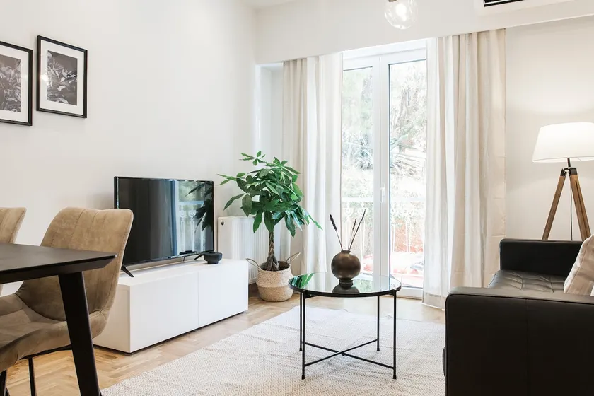Peaceful 2BD Apartment in Kolonaki by UPSTREET - Image 1
