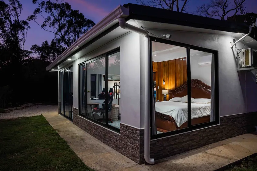 Beautiful Horizon House - Image 1