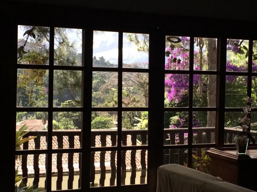 Petrópolis, apartment in a gated community. - Image 1