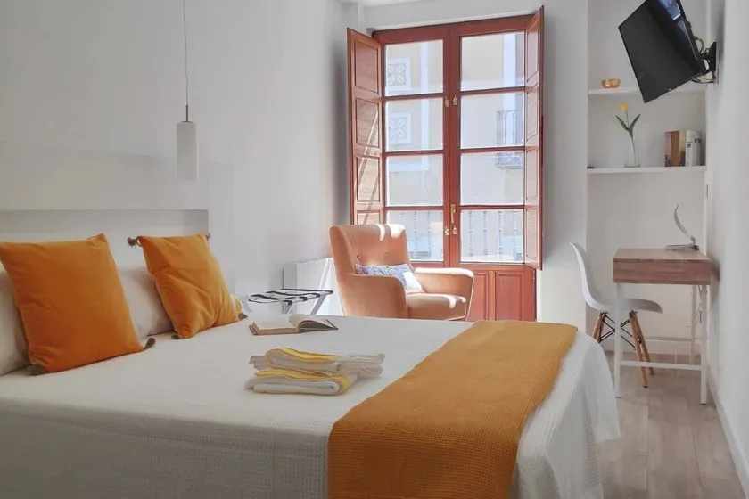 Luxury apartment! In the arch of Plaza Mayor - Image 1