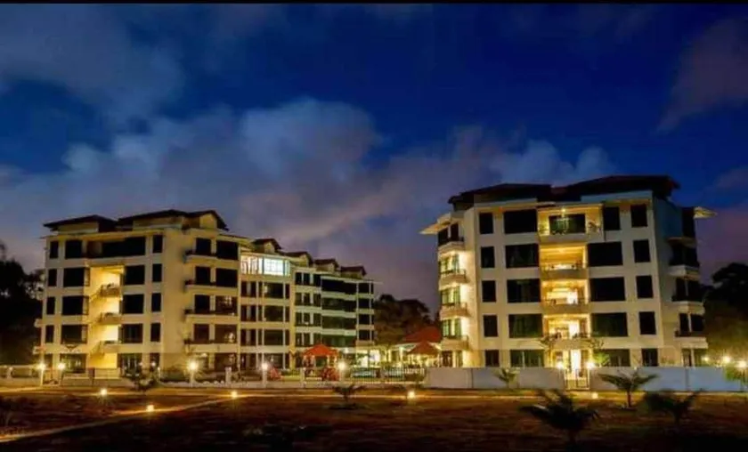 Samsuria by the Beach - Image 1