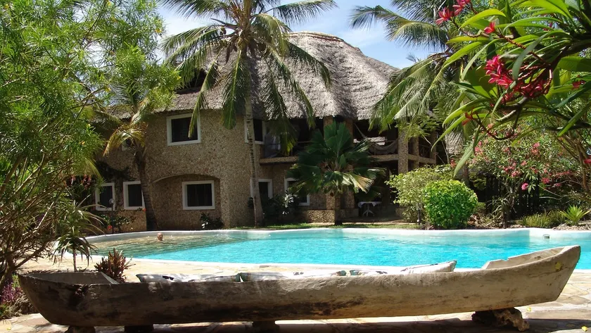 Moringa tree villa&big pool 5 minutes walk to sea - Image 1