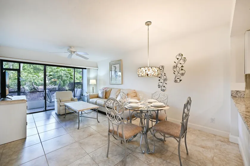 Naples Vacation Rental Condo in Park Shore Resort - Image 1