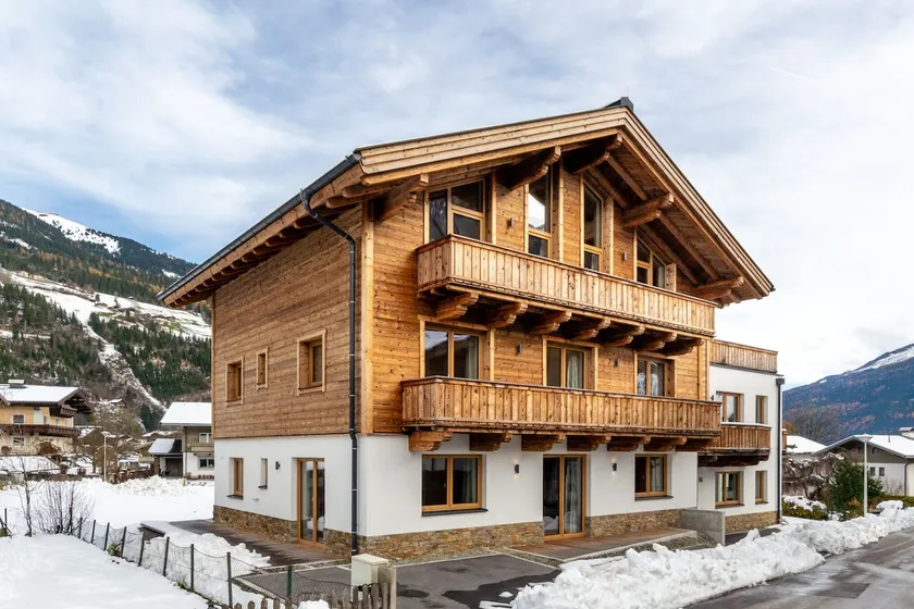 Chalet i Neukirchen tæt på skiløjper - Image 1