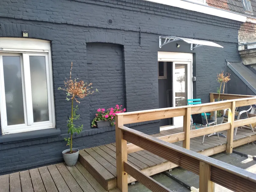 Cozy 2 bedroom apartment 2 minutes from the metro - Image 1