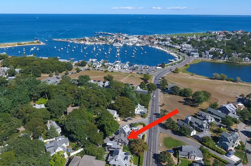 #CozyBluffs #OakBluffs #EastChop 1 BD, 1.5 bath home-Walk to Town-Ferries-Beach! - Image 1
