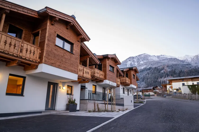 Premium chalet with private sauna in Kaprun - Image 1