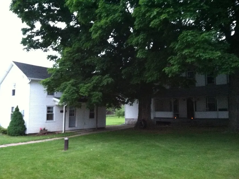 Charming 2B Guest House in Farm Setting - Image 1