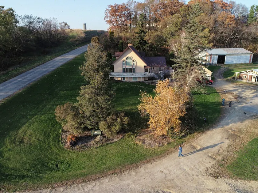 TerraVista House in Driftless Wisconsin - Image 1