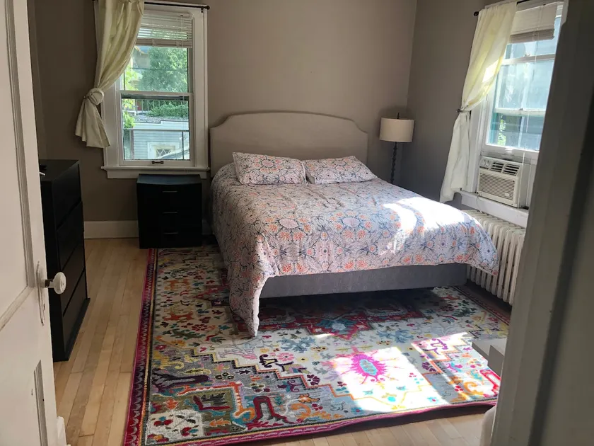 Best location in Milwaukee! Upper Duplex Unit - Image 1