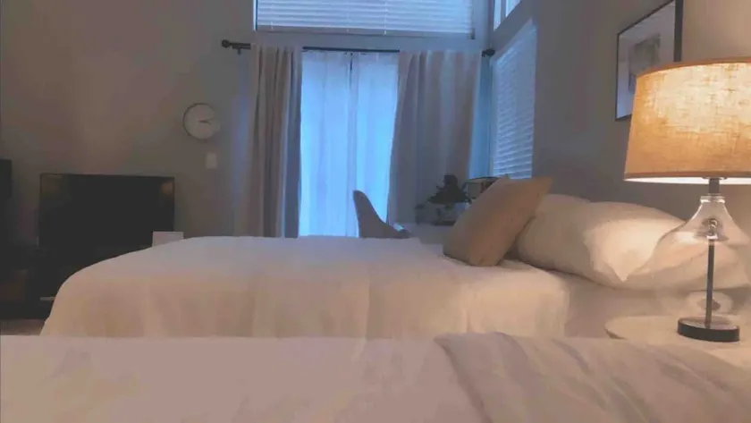 Large Private Suite,5 min to LAX. No Shared Spaces - Image 1