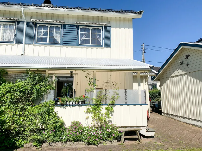 Family friendly semi-detached house w/big garden - Image 1