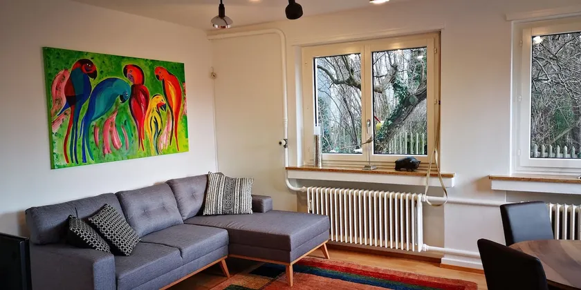 Garden Apartment with pool - Image 1