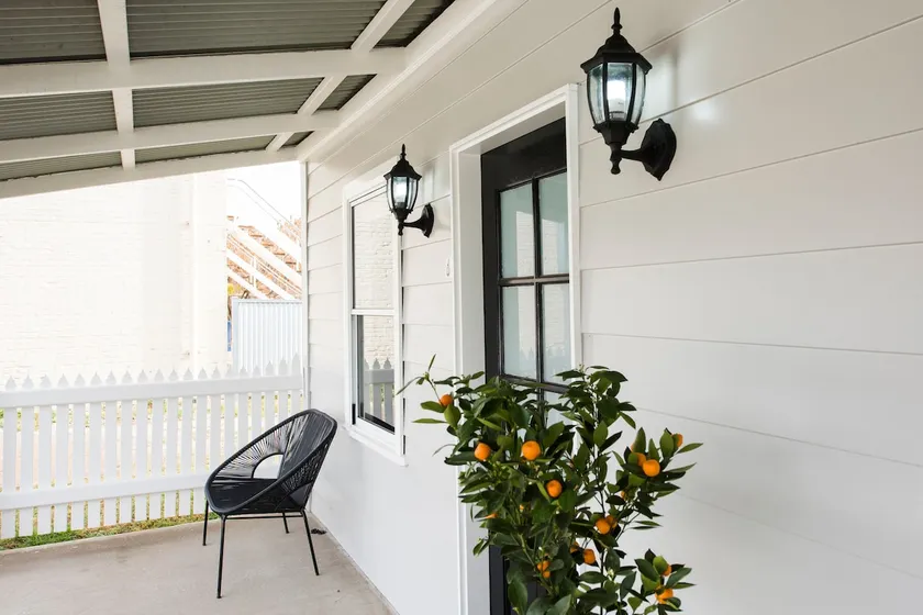 68 on Mortimer – CBD Cottage Mudgee - Image 1