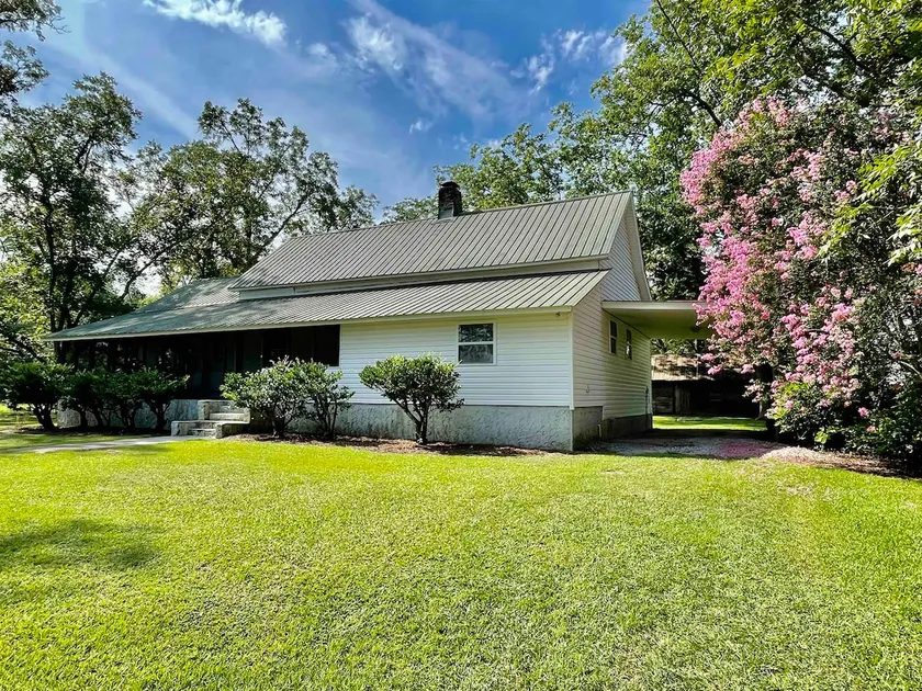 Quiet country home located minutes from GSU campus - Image 1