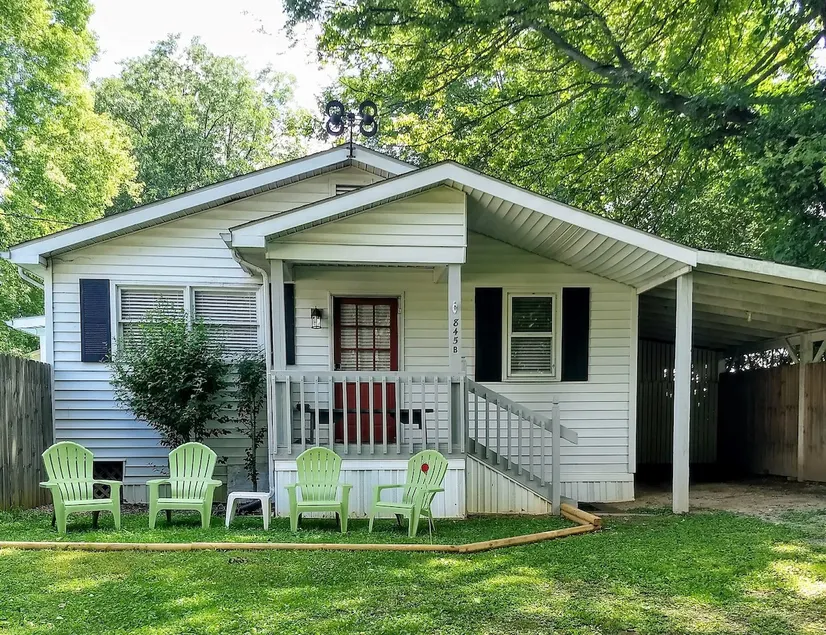 Bungalow In The River Bend - Image 1