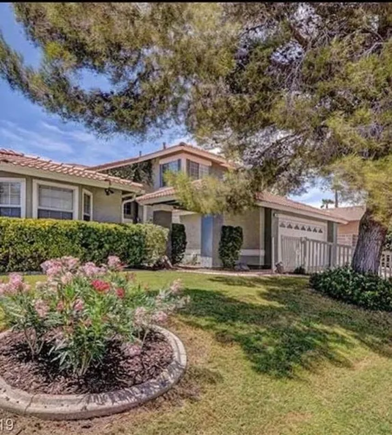 Affordable VILLA ROSA, close to Las Vegas Blvd - Image 1