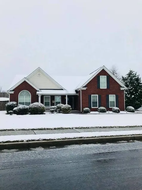 Beautiful home in Buford, GA 2 Bedrooms - Image 1