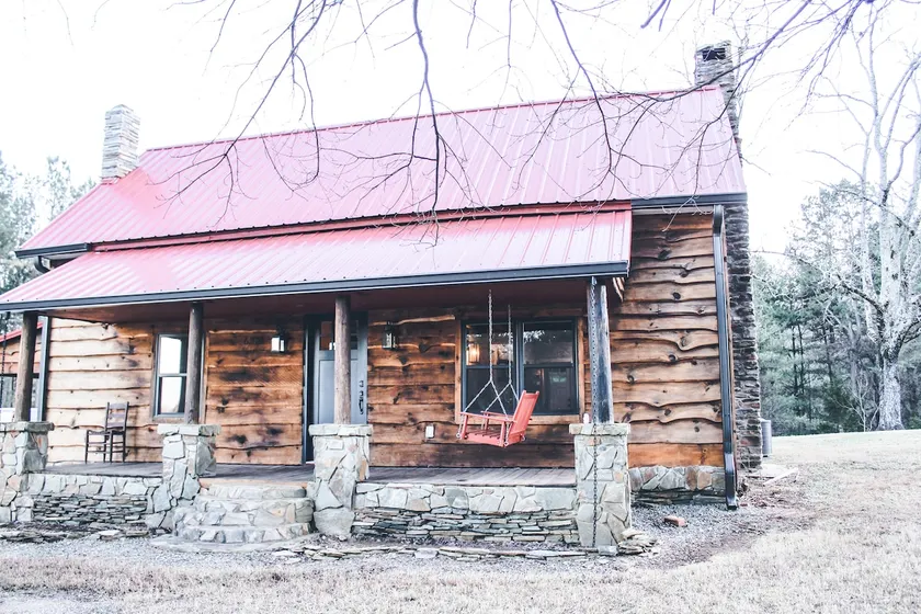 The Redmond Cabin - Image 1